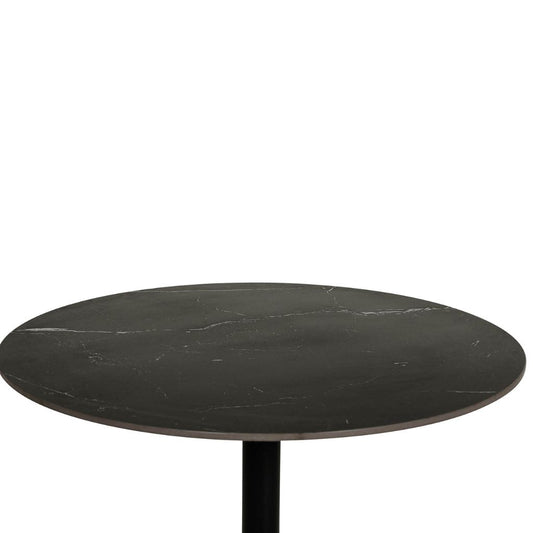 close up of the sintered stone top