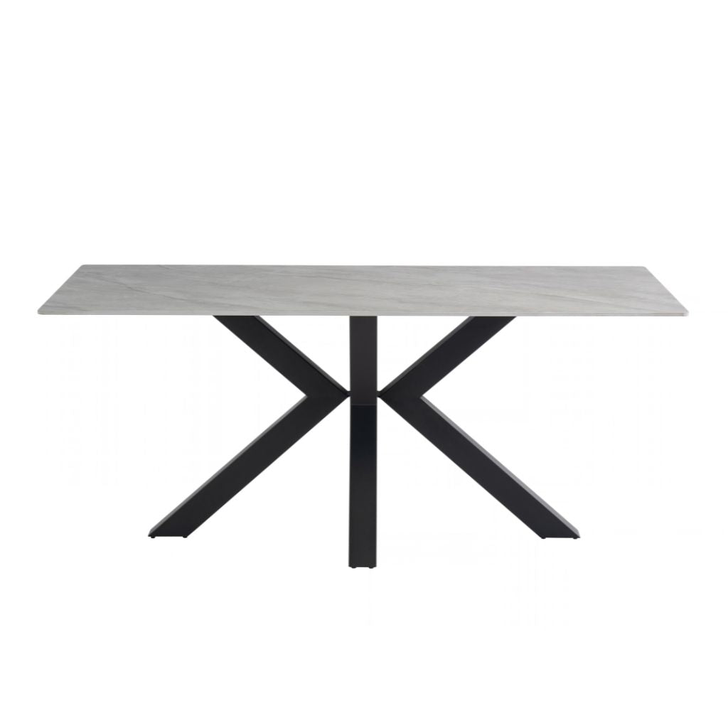 Close up of the Covo 1.8m table