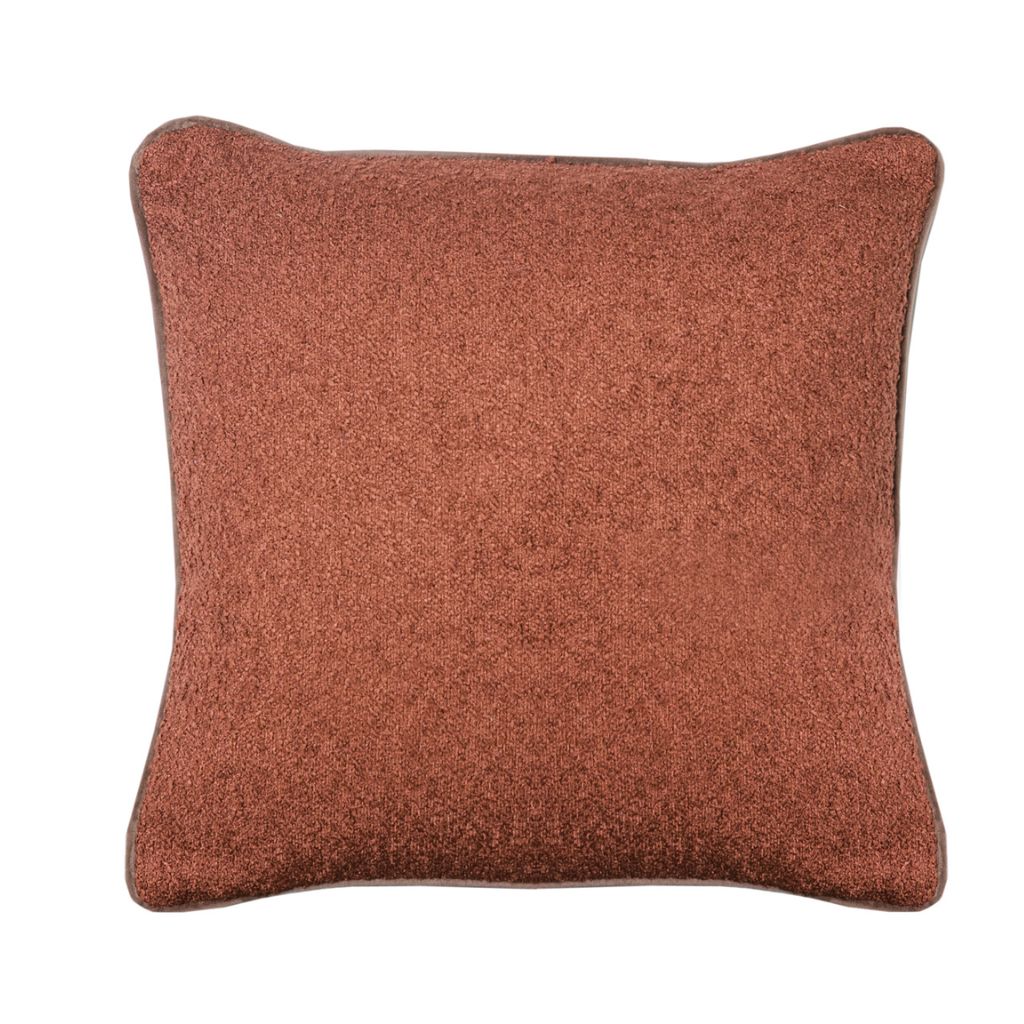 Rust toned cushions are used to perfectly compliment the beautiful tone of the cantrell.