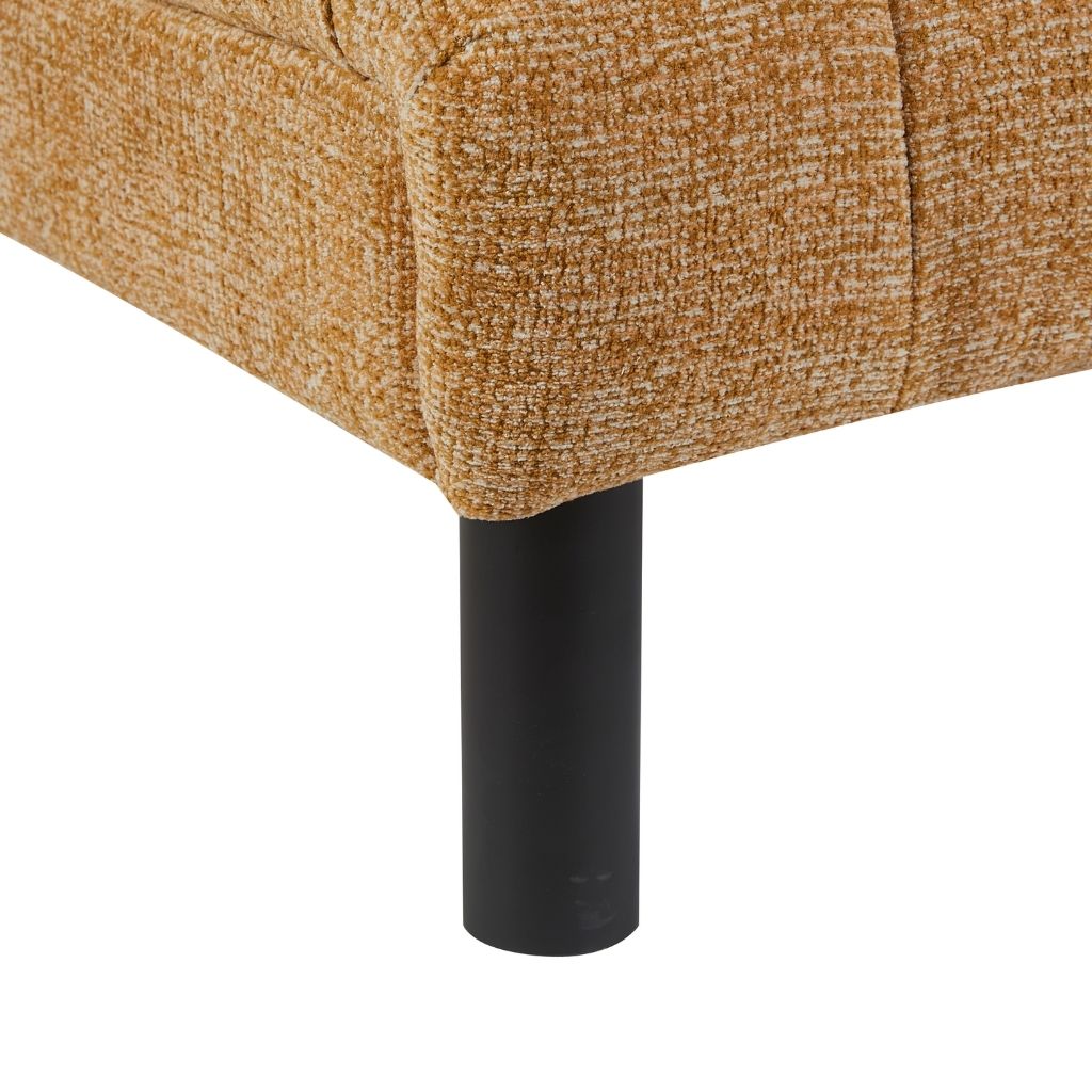 round solid wood legs in black adds the contemporary feel to the beautiful accent chair