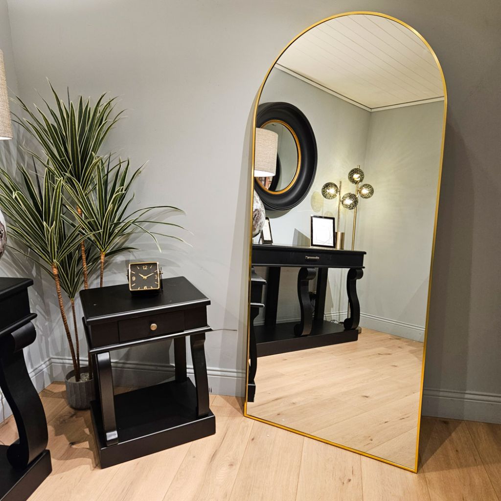 Modena Gold 80 x 180cm Arch Leaner Mirror Room