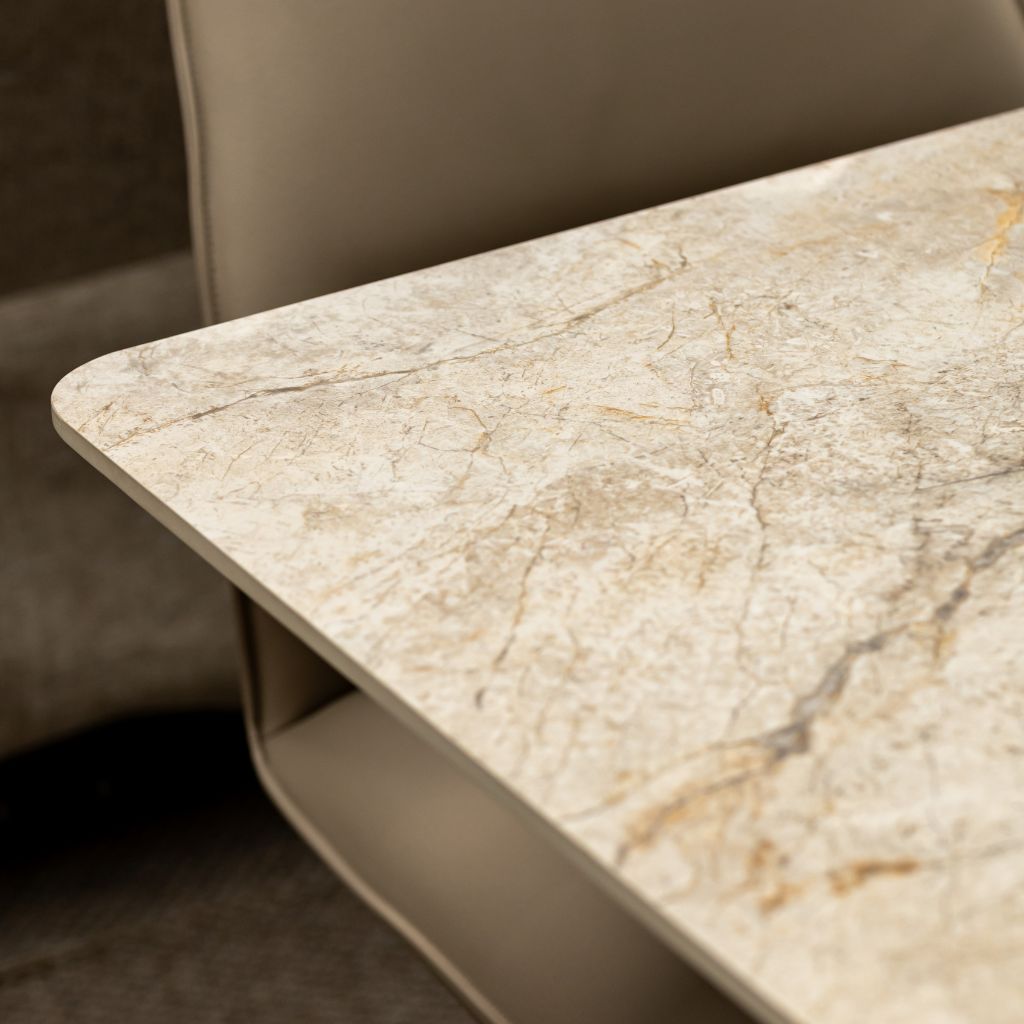Close up showing the beauty of this table