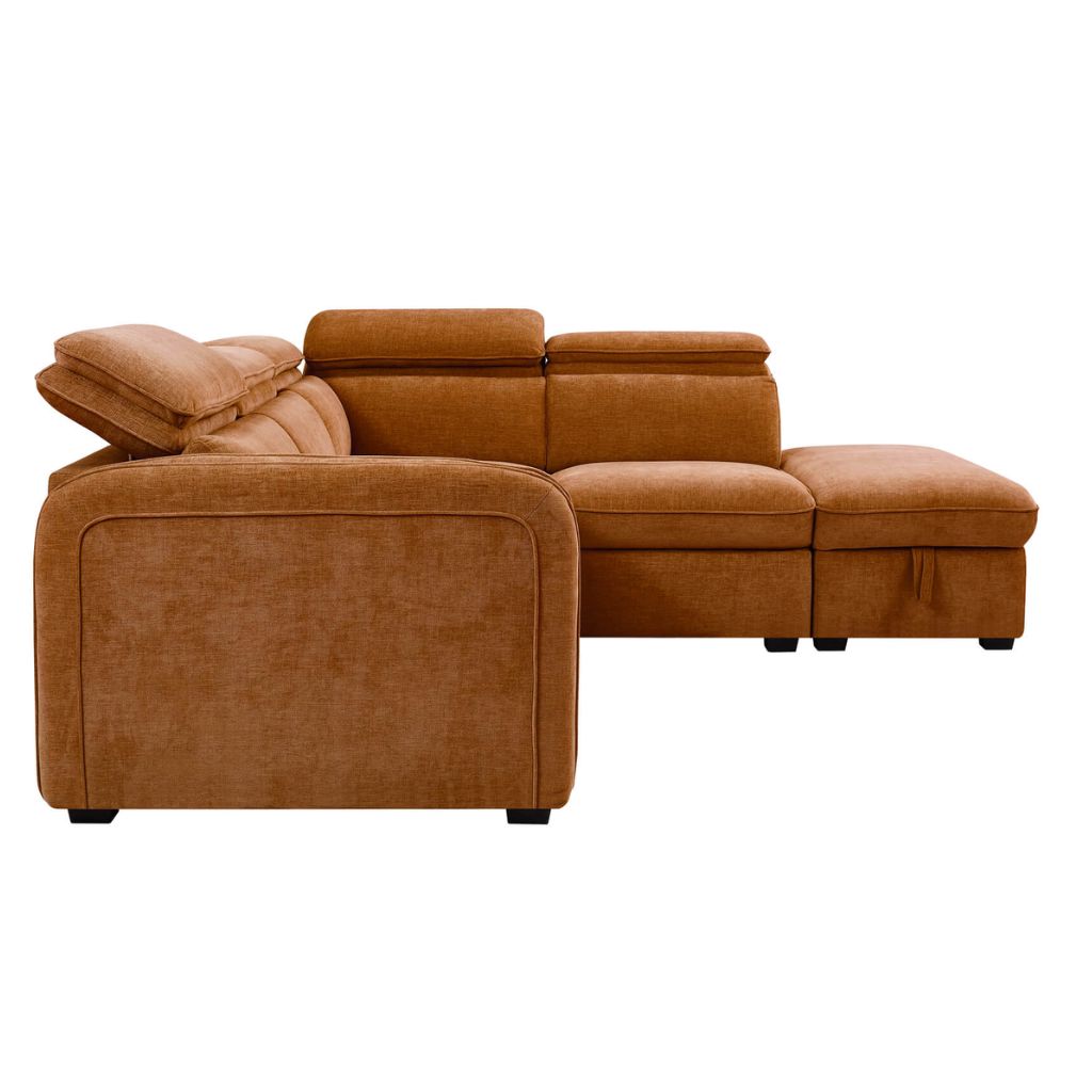 The roscoe has elegant piping details on the arm to complete its look.