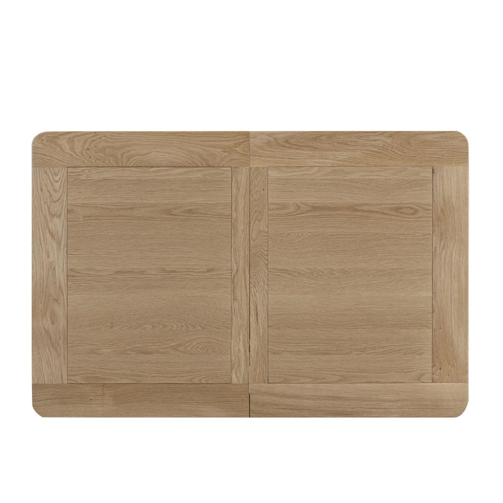 Features an beautiful table top with panelling details