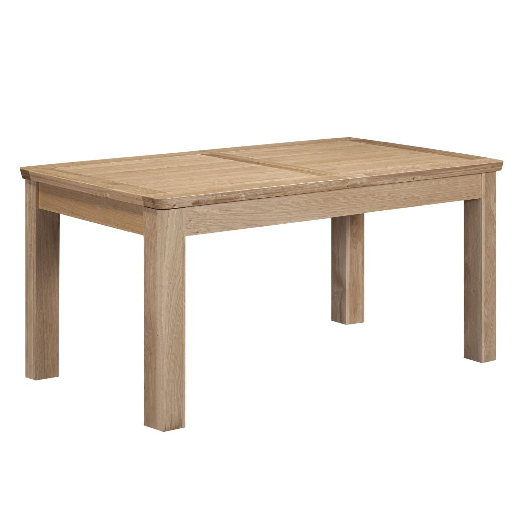 curved edges give the table a pleasing aesthetic 