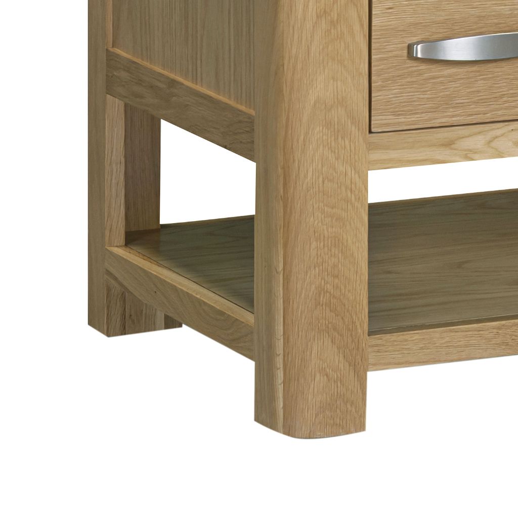 the Treviso features stylish curved legs giving it a modern flare.