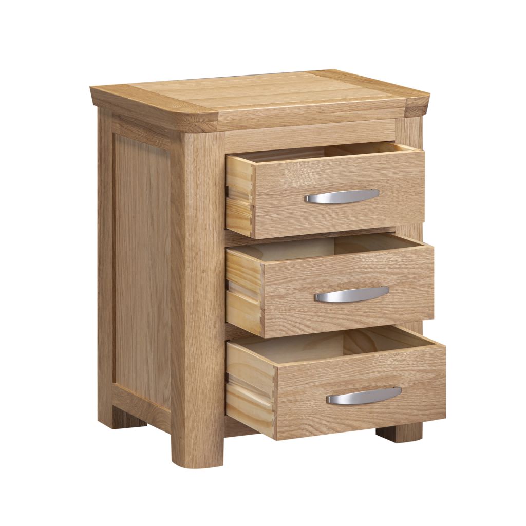 the Treviso has generous storage with 3 drawers