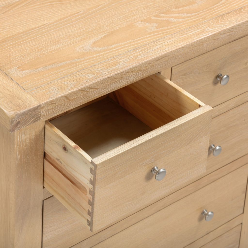 Windsor Natural Oak 3+2 Drawer Chest Drawer