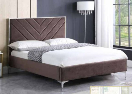 Molly 4ft 6 (Standard Double) Bedframe in Chocolate by MPD