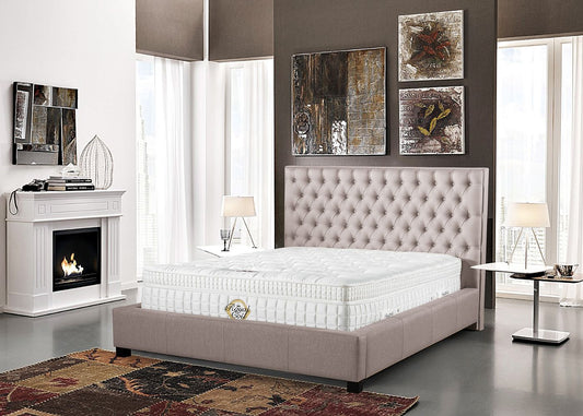 Royal Coil mattress with foam encapsulated sides.