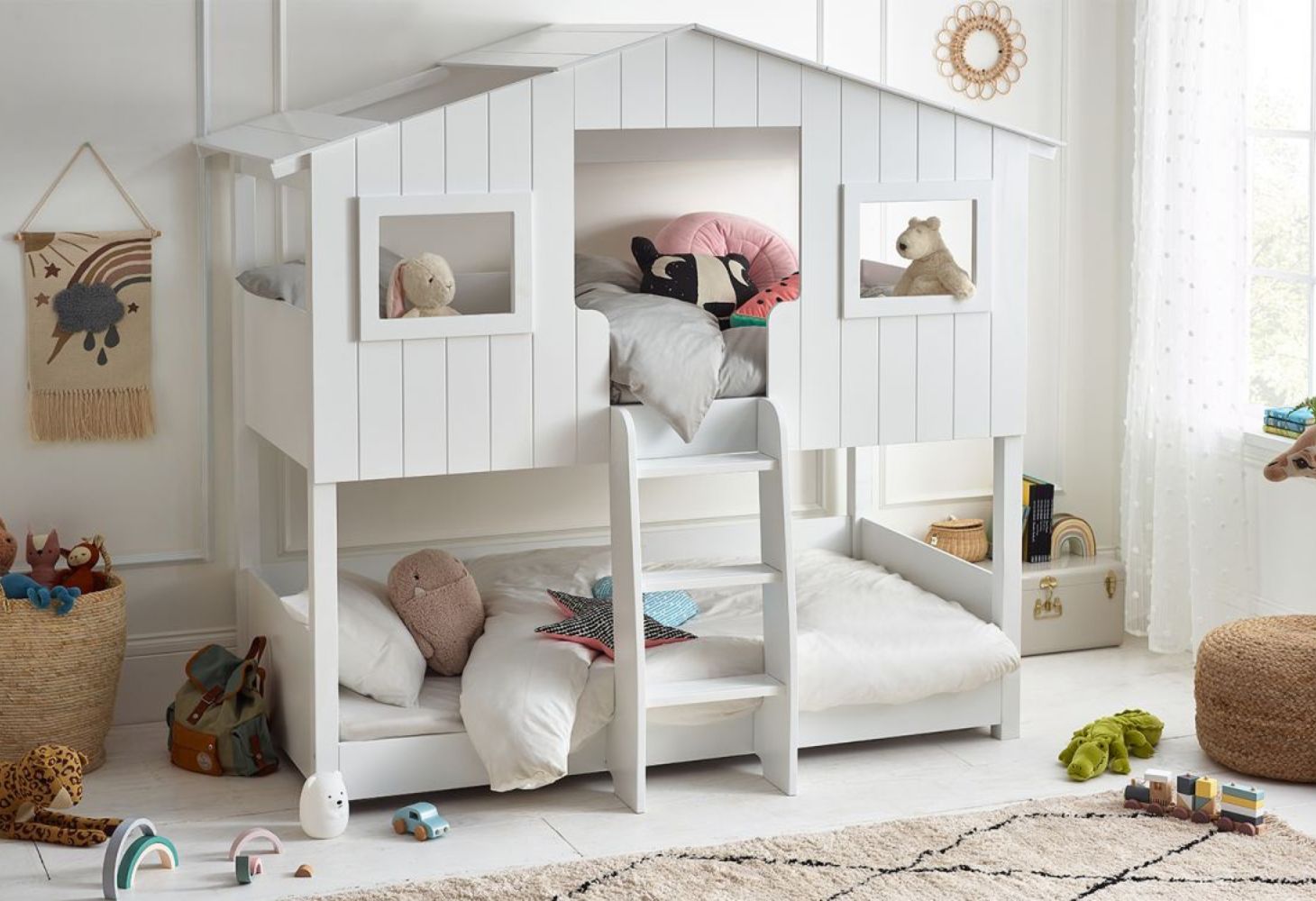 White children's treehouse bunk bed with ladder